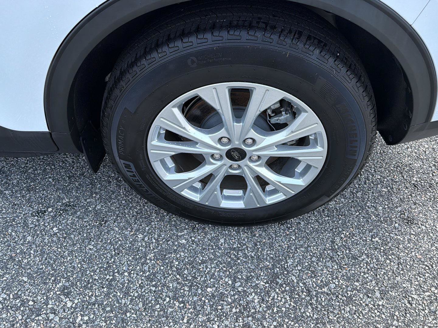 Certified 2025 Ford Escape Active w/ Cold Weather Package FWD image 38