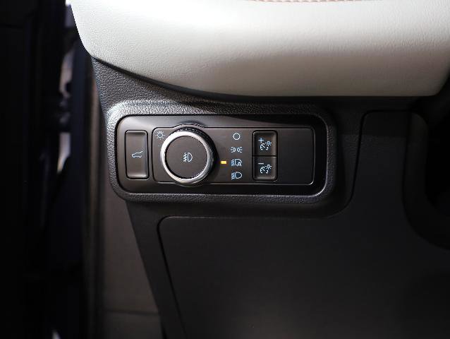 Certified 2025 Ford Explorer Active w/ Active Comfort Package image 22