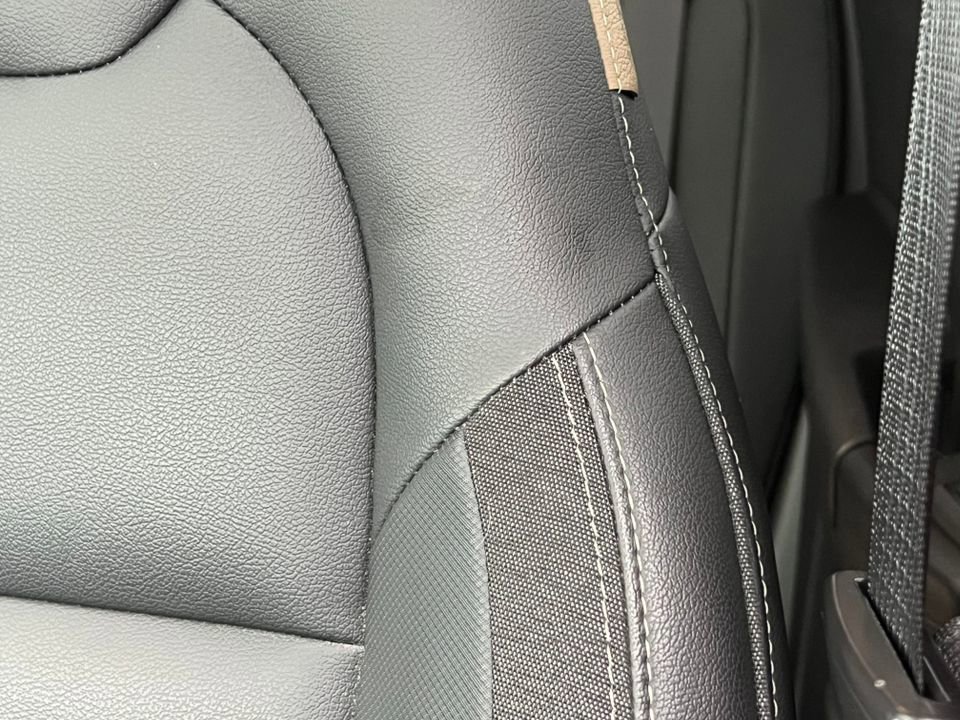 Used 2023 Chevrolet TrailBlazer ACTIV w/ Sun and Liftgate Package image 18