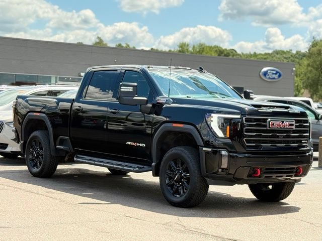 Used 2024 GMC Sierra 2500 AT4 w/ Technology Package AWD/4WD image 29