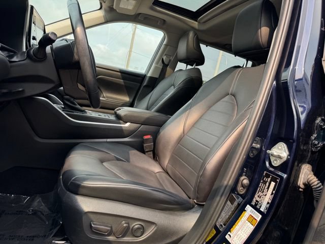 Used 2020 Toyota Highlander XLE AWD/4WD image 5