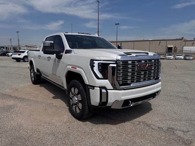 Used 2024 GMC Sierra 2500 Denali w/ Denali Reserve Package AWD/4WD image 10