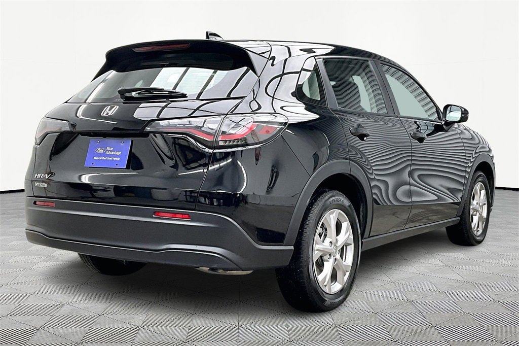 Used 2025 Honda HR-V LX image 2