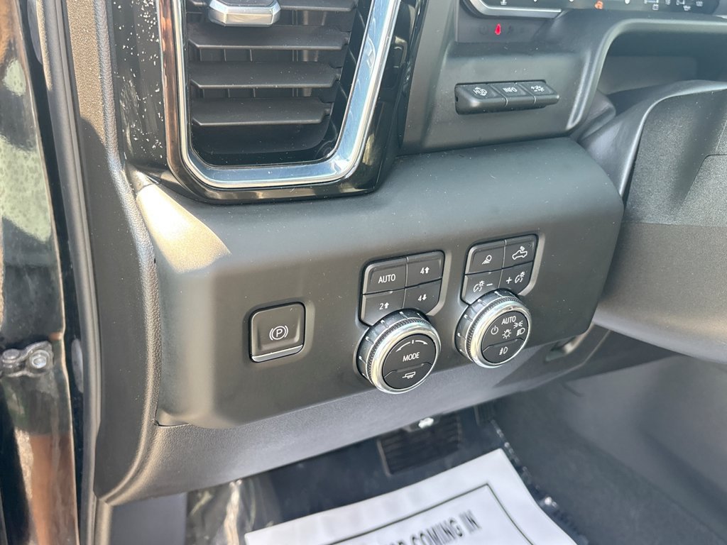 Used 2024 GMC Sierra 2500 Denali w/ Denali Reserve Package AWD/4WD image 29