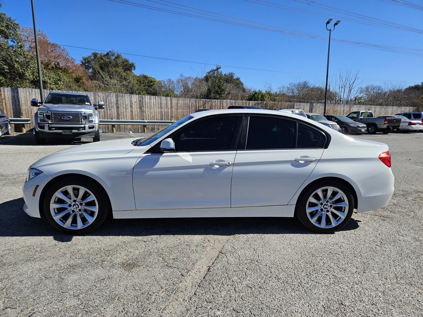 Used 2018 BMW 320i Sedan image 6