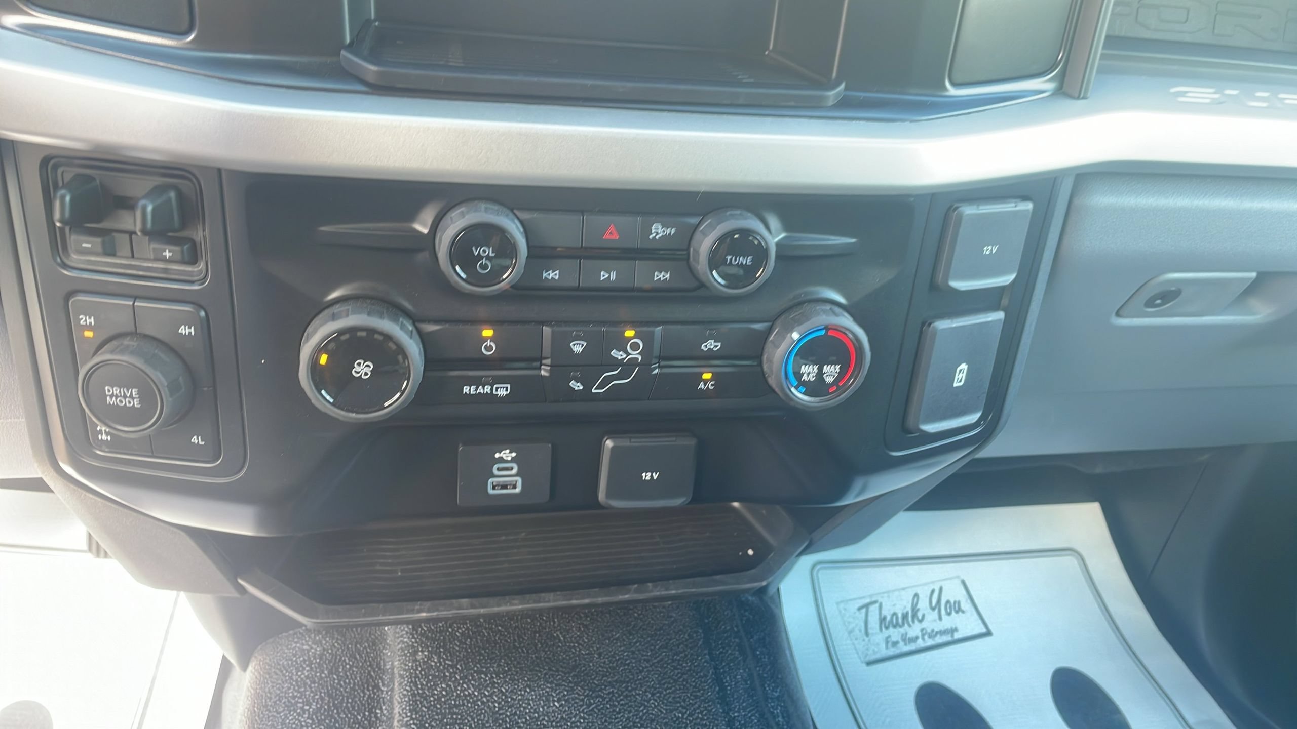 Certified 2026 Ford F250 XL w/ XL Off-Road Package AWD/4WD image 49