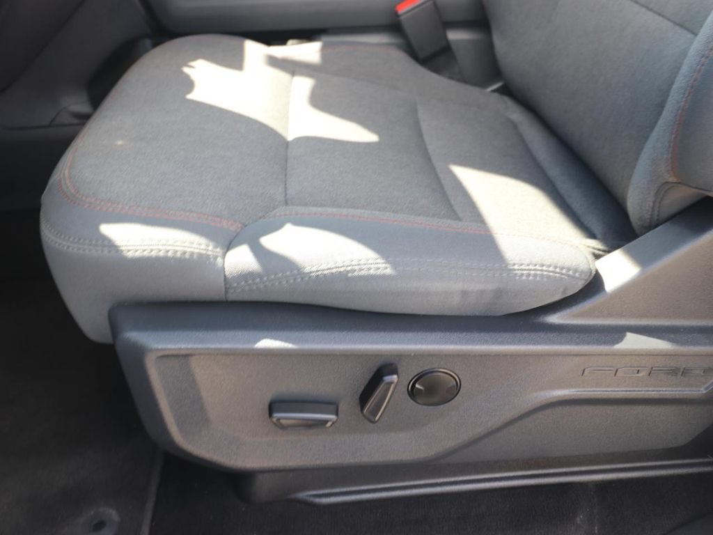 Certified 2025 Ford Expedition Active RWD image 19