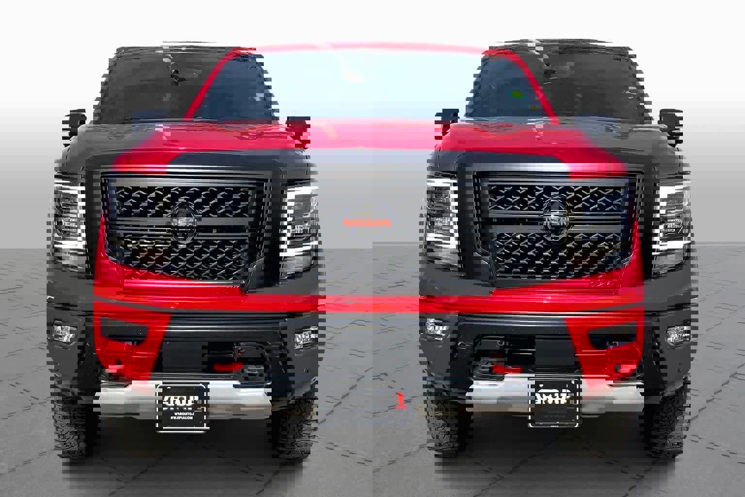 Used 2022 Nissan Titan PRO-4X w/ Pro-4x Convenience Package image 6