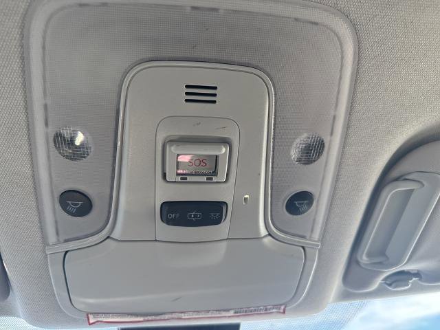 Used 2020 Toyota Prius LE image 17