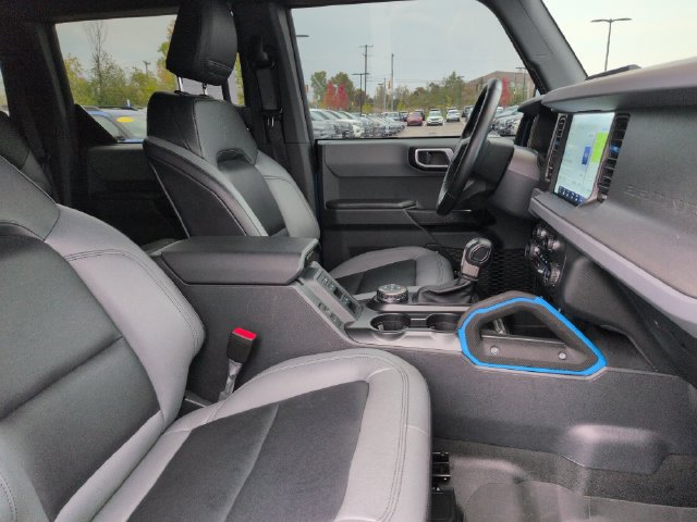 Certified 2024 Ford Bronco Black Diamond w/ Sasquatch Package AWD/4WD image 15