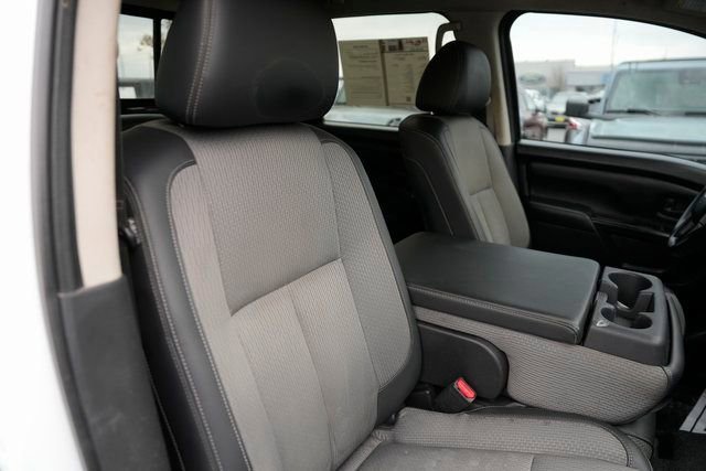 Used 2021 Nissan Titan S w/ S Utility Package image 19