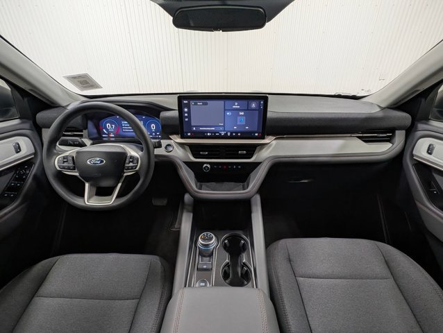 Certified 2026 Ford Explorer Active AWD/4WD image 3