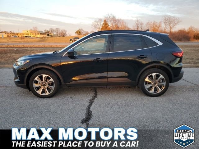 Certified 2023 Ford Escape Platinum image 2