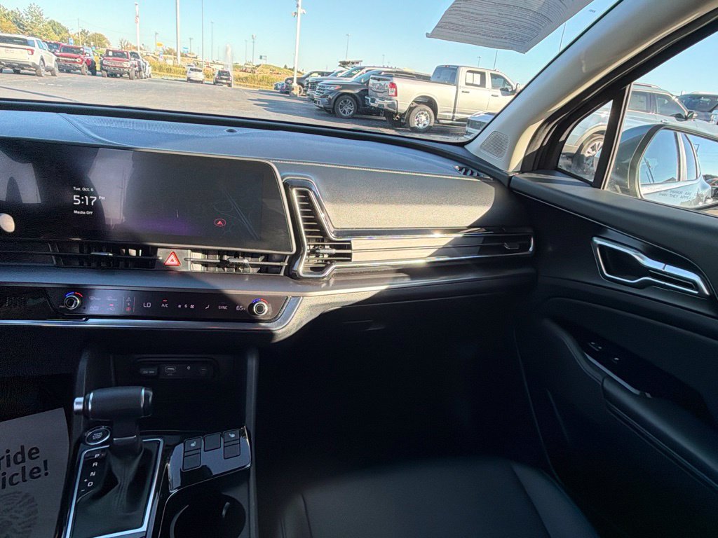 Used 2023 Kia Sportage EX FWD image 24