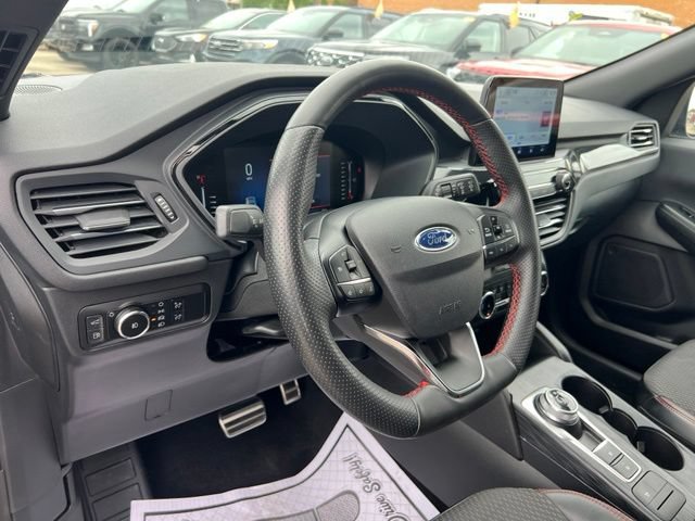 Certified 2023 Ford Escape ST-Line Select w/ Class II Trailer Tow Package AWD/4WD image 7