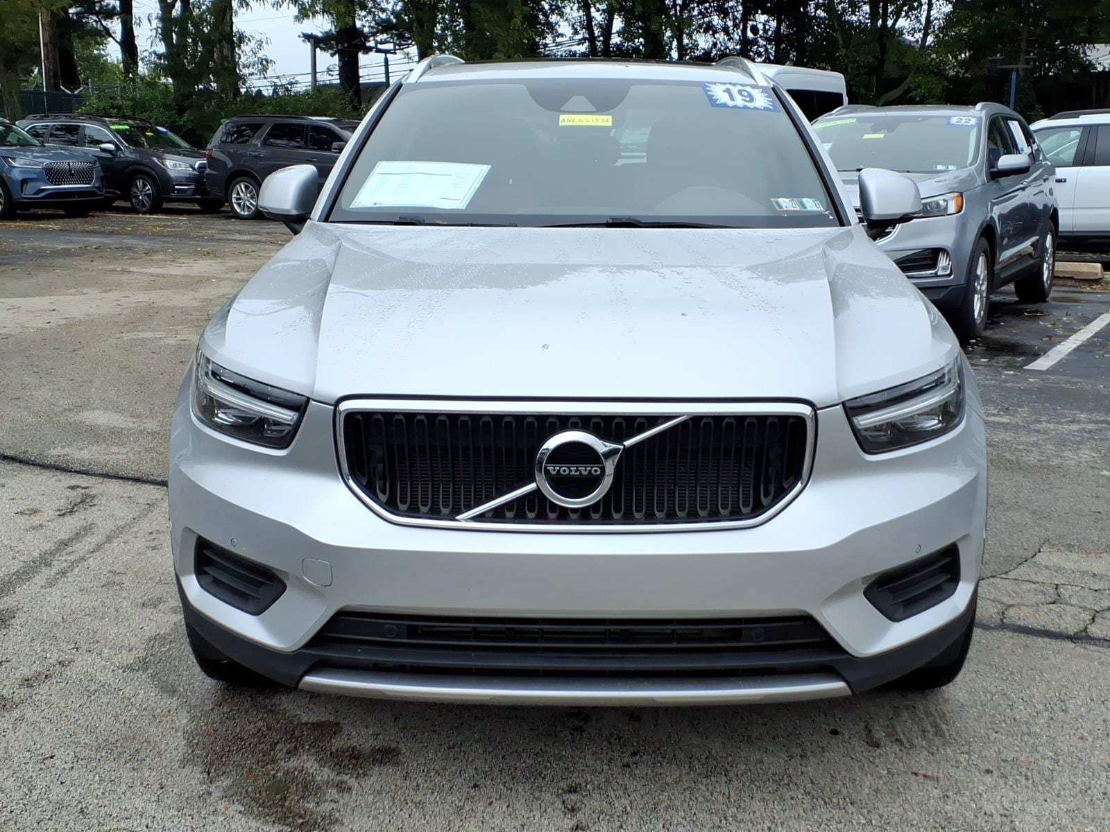 Used 2019 Volvo XC40 T5 Momentum AWD/4WD image 8