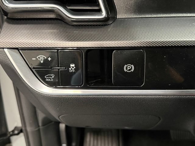 Used 2024 Kia Sportage SX AWD/4WD image 15