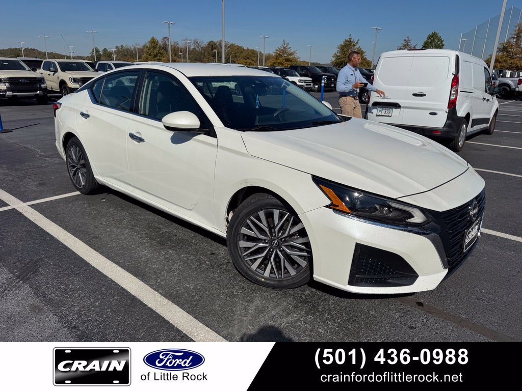 Used 2023 Nissan Altima 2.5 SV
