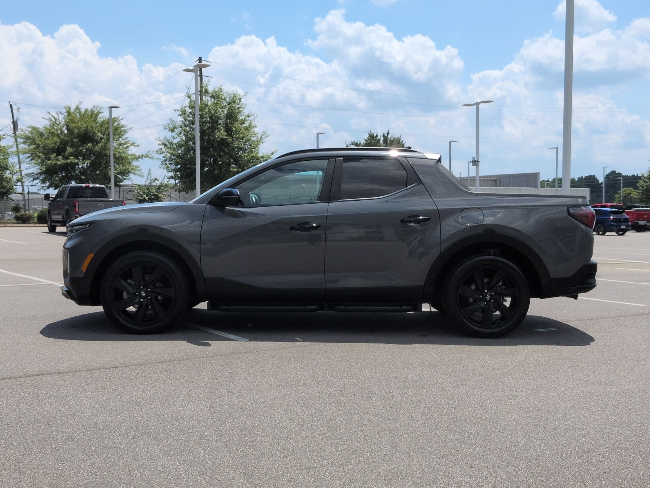 Used 2023 Hyundai Santa Cruz Night AWD/4WD image 7