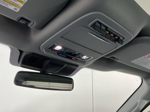 Certified 2025 Ford F350 Lariat w/ FX4 Off-Road Package image 25