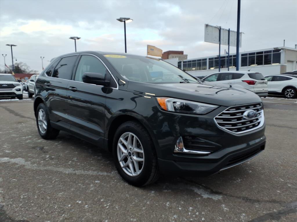Certified 2022 Ford Edge SEL image 3