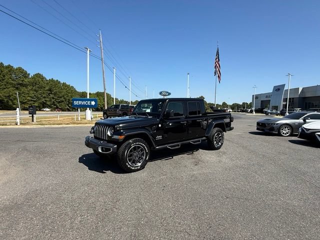 Used 2023 Jeep Gladiator Overland w/ Popular Equipment Package AWD/4WD image 3