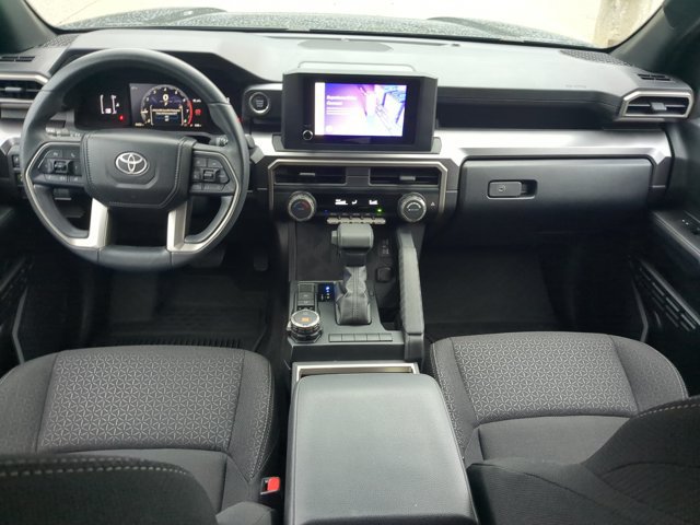 Used 2025 Toyota 4Runner SR5 AWD/4WD image 30