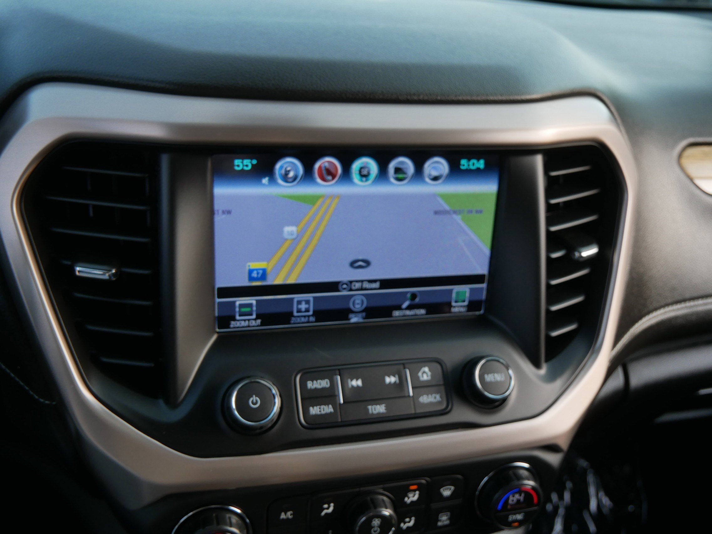 Used 2018 GMC Acadia Denali image 34