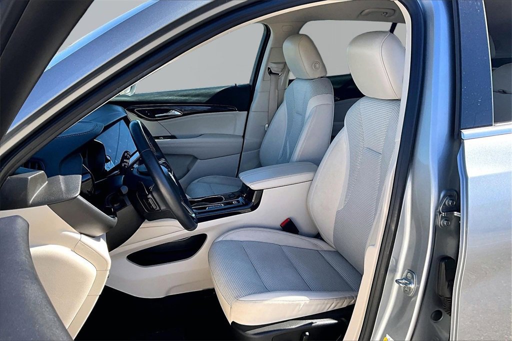 Used 2023 Buick Envision Preferred image 25