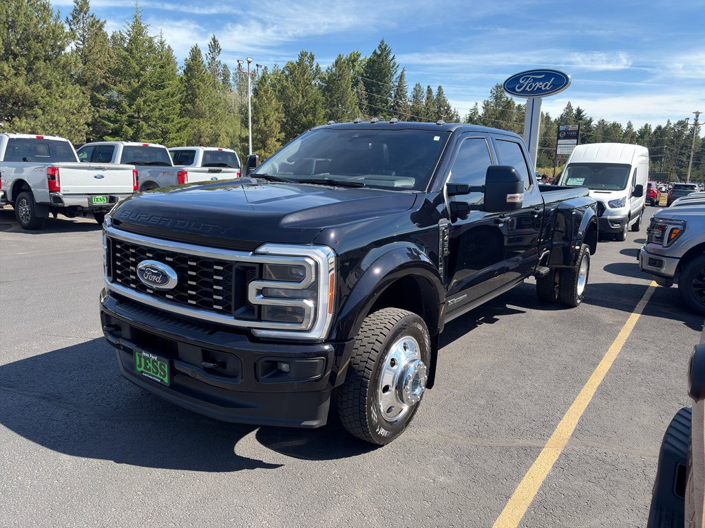 Certified 2026 Ford F450 Platinum AWD/4WD image 32