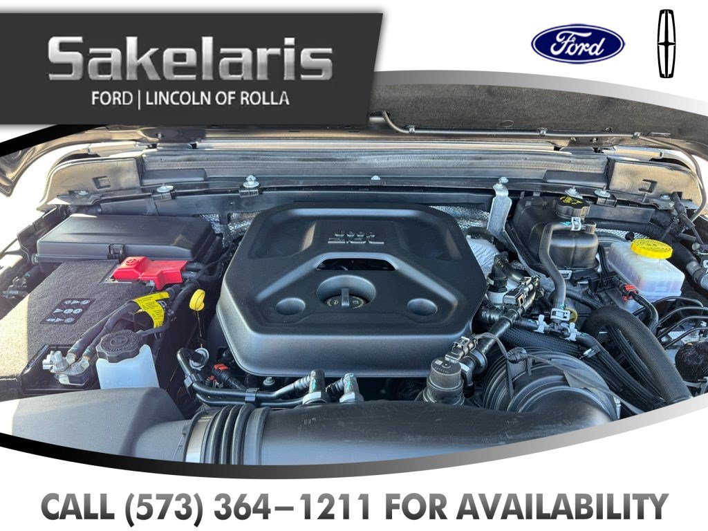 Used 2025 Jeep Wrangler Unlimited Rubicon AWD/4WD image 38