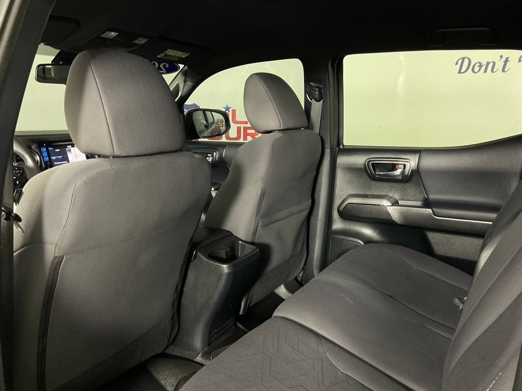 Used 2018 Toyota Tacoma 2WD Double Cab image 15