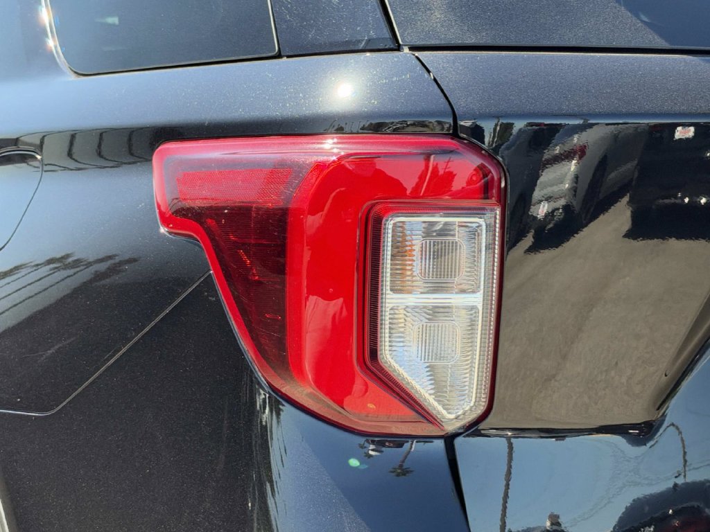 Certified 2023 Ford Explorer ST w/ Equipment Group 401A AWD/4WD image 8