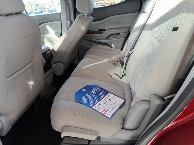 Used 2019 GMC Acadia SLE w/ LPO, Black Accent Package image 22