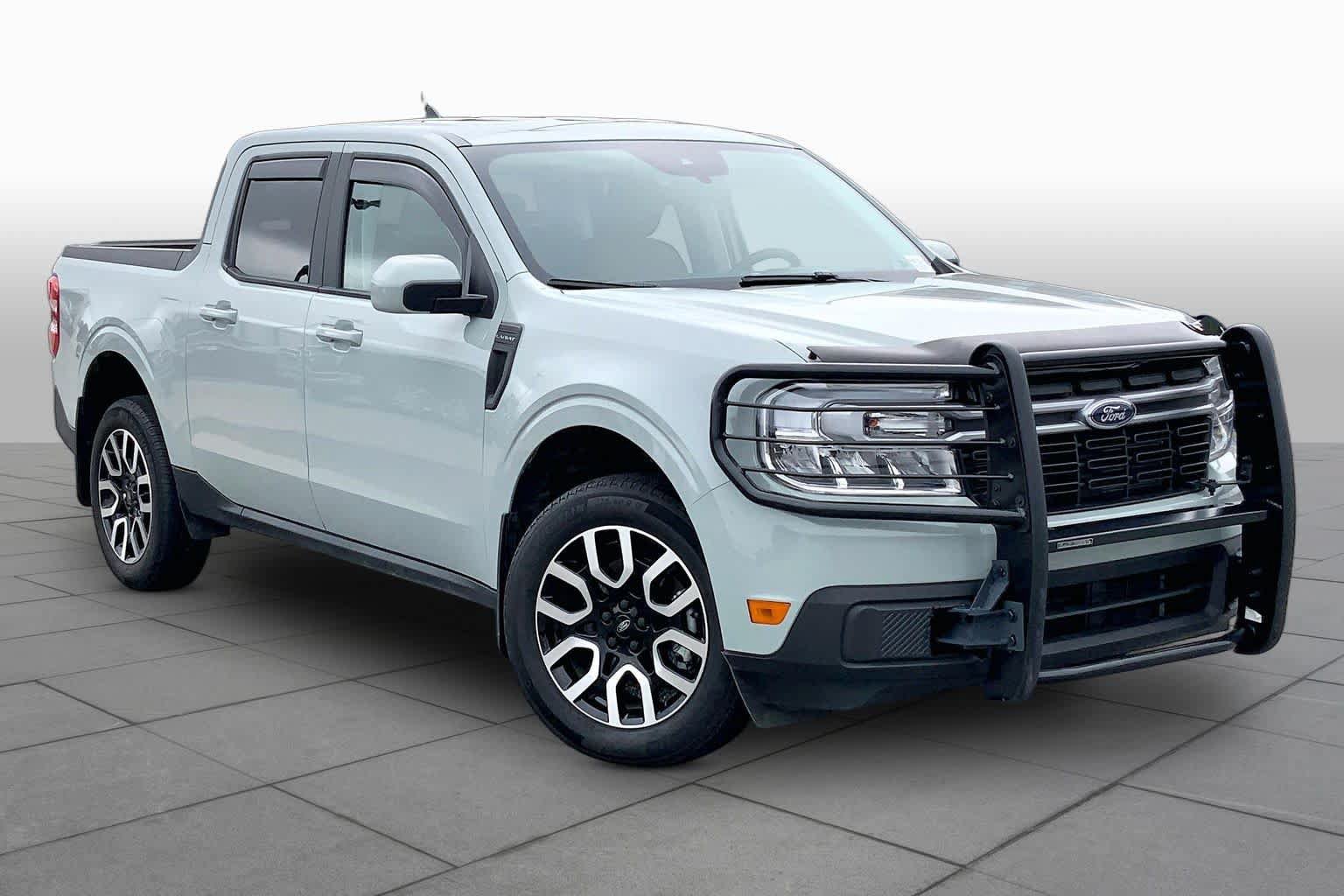 Certified 2023 Ford Maverick Lariat FWD image 3