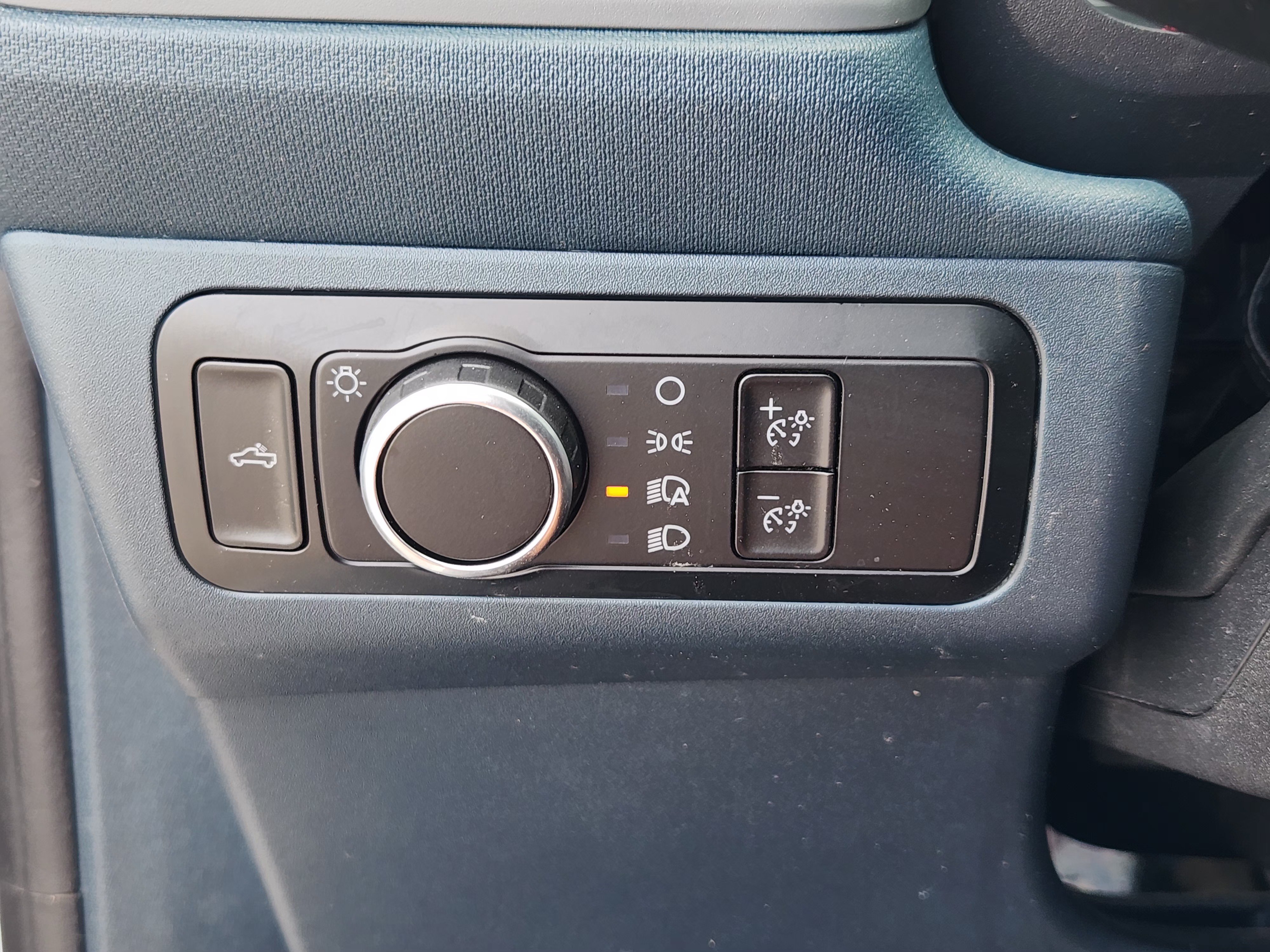 Certified 2024 Ford Maverick XL FWD image 21