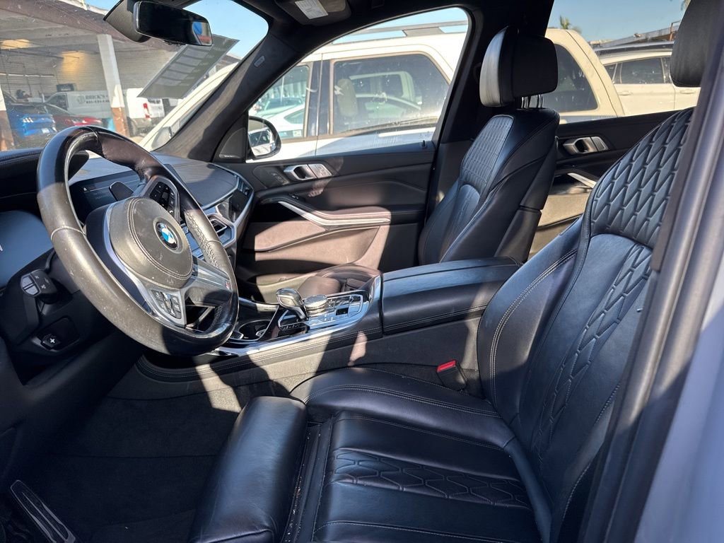Used 2021 BMW X7 xDrive40i w/ M Sport Package image 6