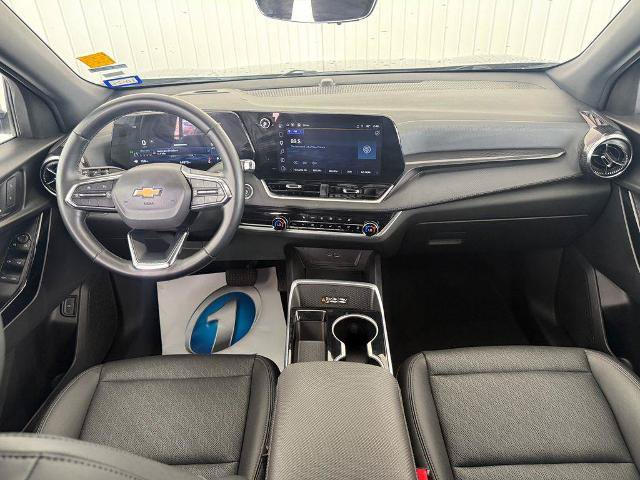 Used 2025 Chevrolet Equinox LT w/ Convenience Package II FWD image 4