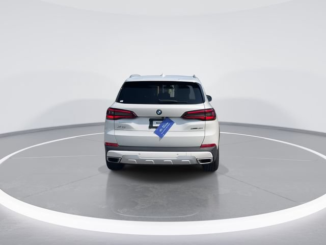 Used 2022 BMW X5 sDrive40i w/ Parking Assistance Package RWD image 6