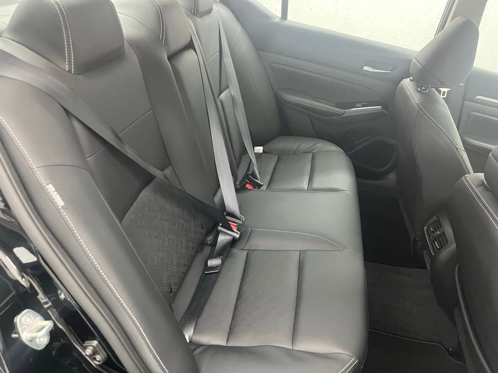 Used 2024 Nissan Altima 2.5 SL image 32