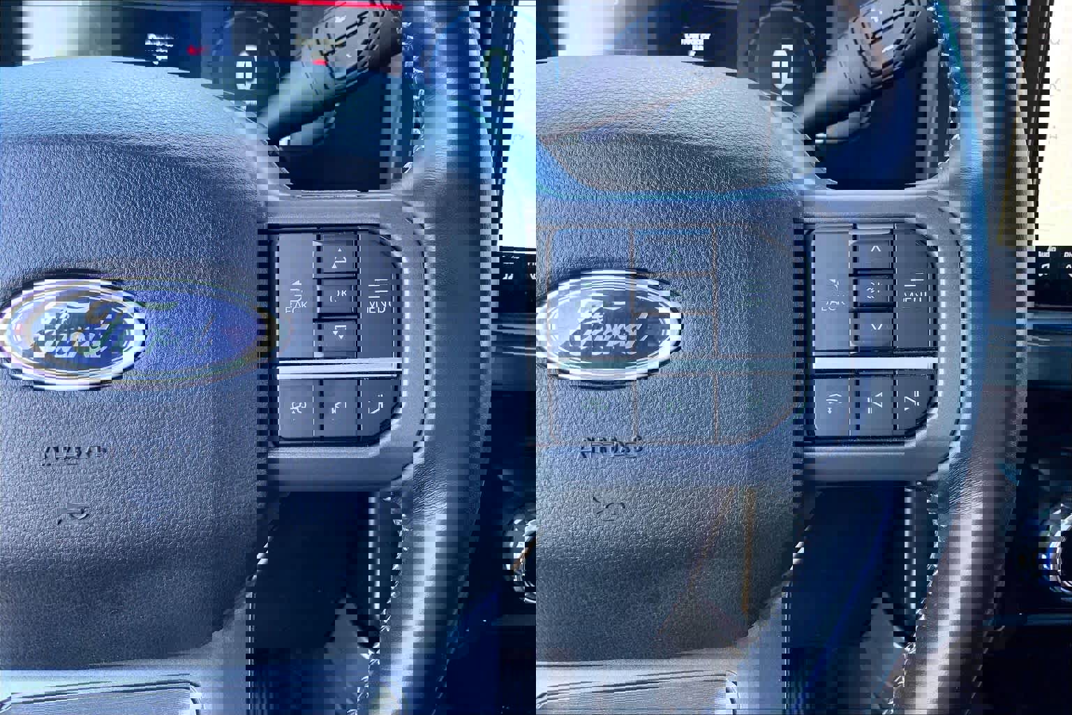 Certified 2023 Ford F250 Lariat w/ Lariat Ultimate Package image 25