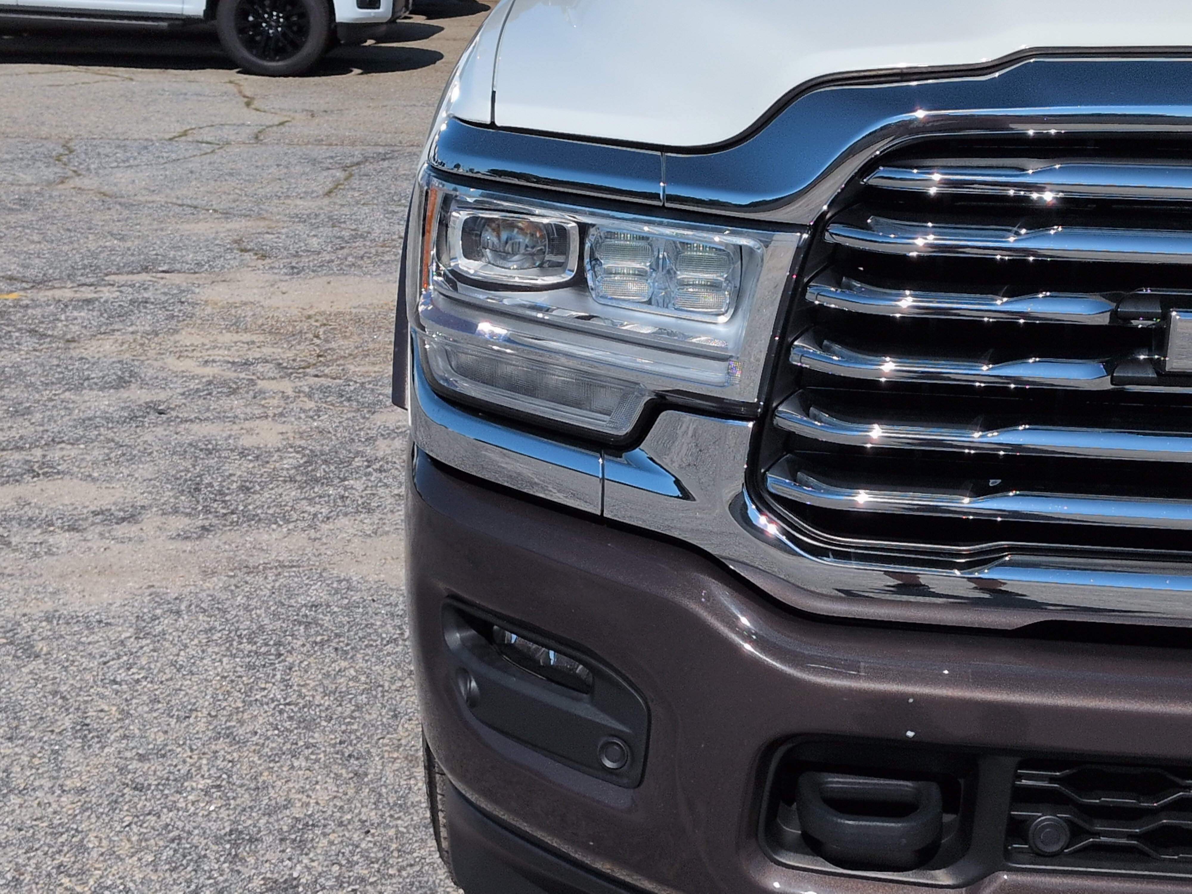 Used 2020 RAM 2500 Limited RWD image 8