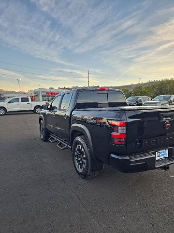 Used 2023 Nissan Frontier PRO-4X w/ Tow Package AWD/4WD image 6