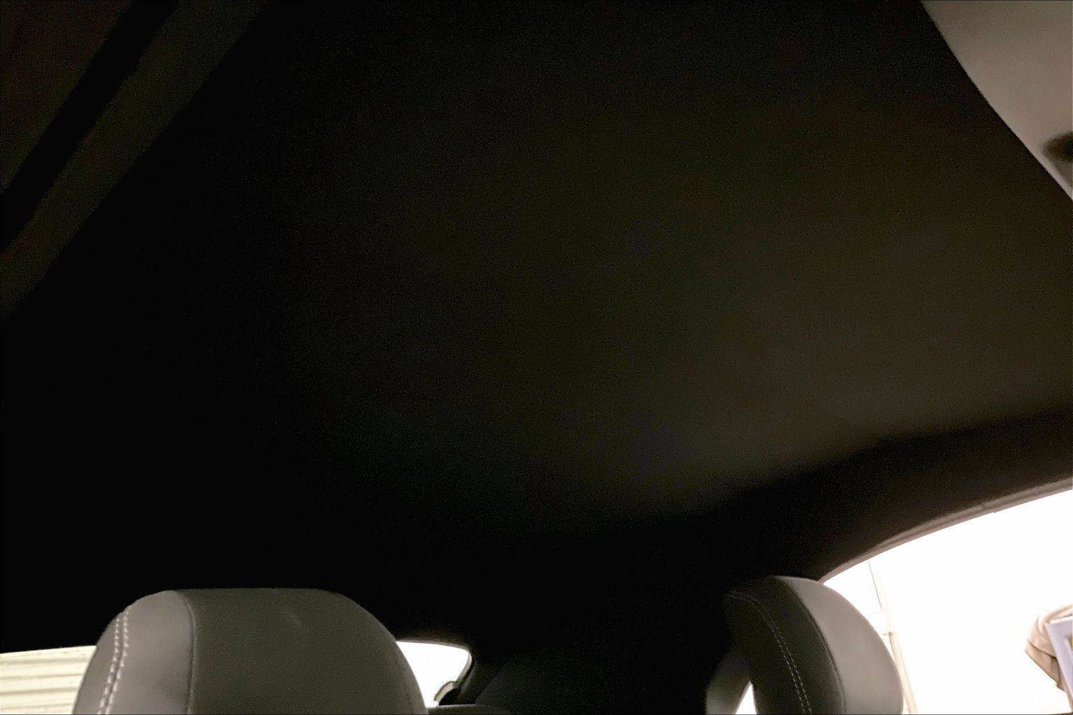 Certified 2017 Ford Mustang Convertible w/ Equipment Group 051A image 21