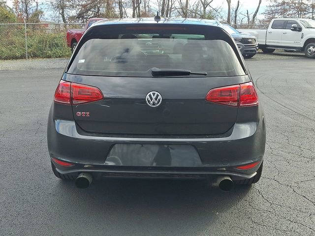 Used 2017 Volkswagen GTI SE image 9