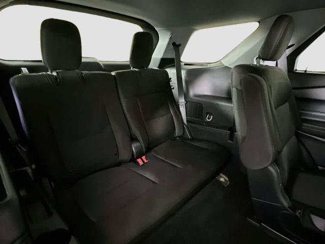 Certified 2023 Ford Explorer XLT RWD image 31