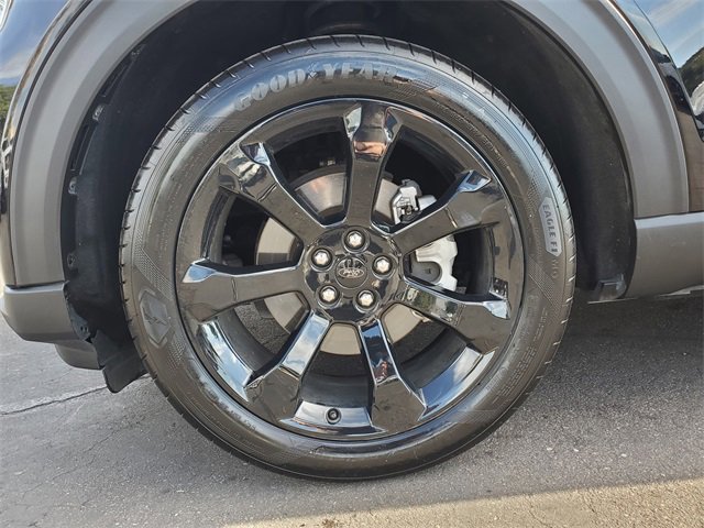 Certified 2023 Ford Explorer ST-Line w/ Class IV Trailer Tow Package image 24