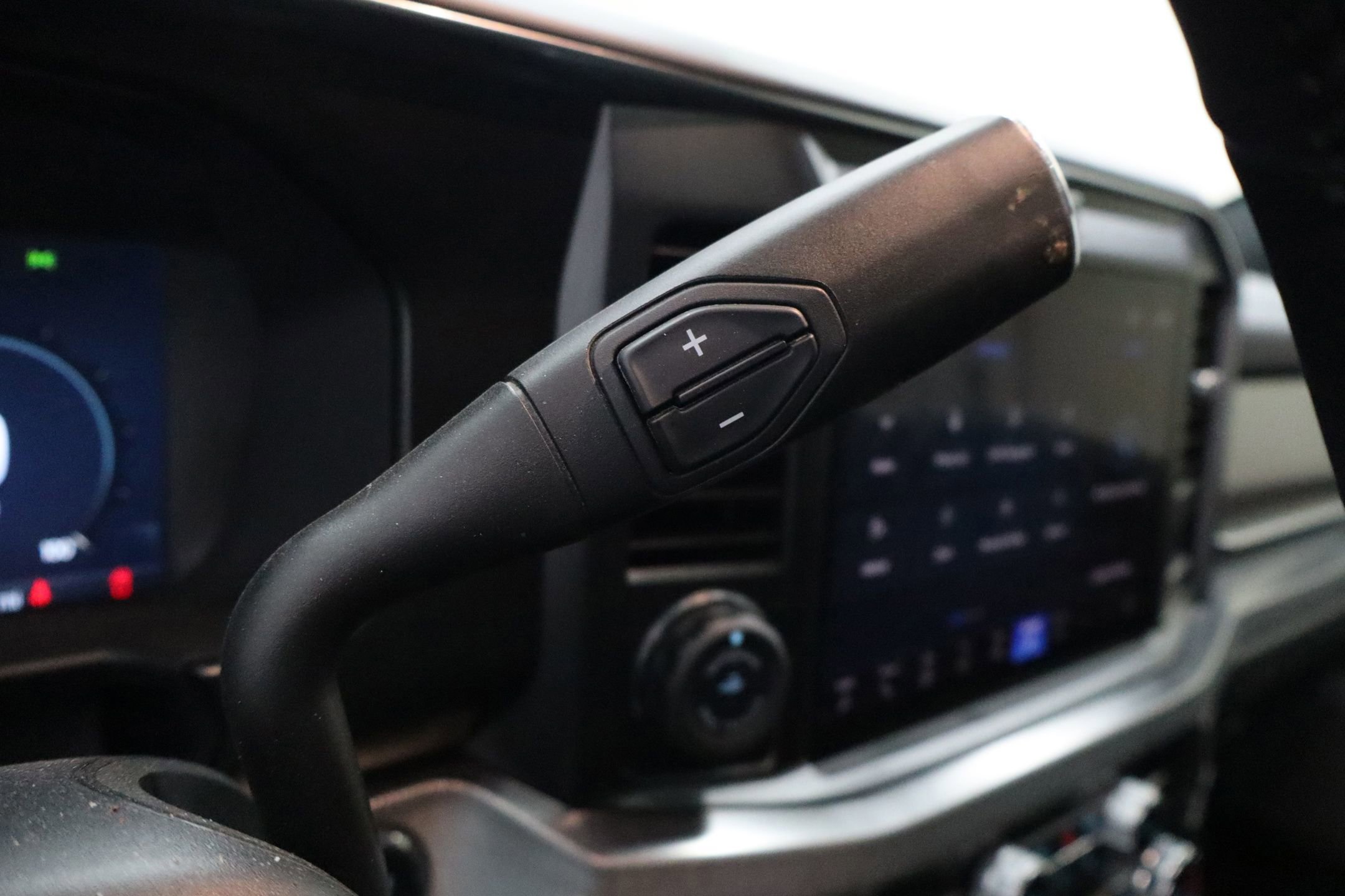 Certified 2025 Ford F250 Platinum image 33