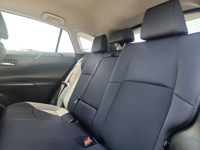 Used 2023 Toyota Venza LE AWD/4WD image 24