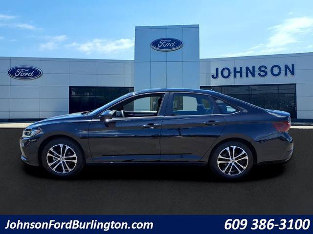 Used 2025 Volkswagen Jetta Sport FWD image 6